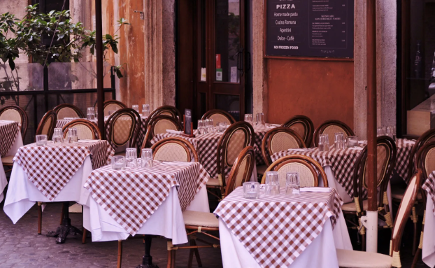 RESTAURANTE EN LOCALIDAD CONCURRIDA